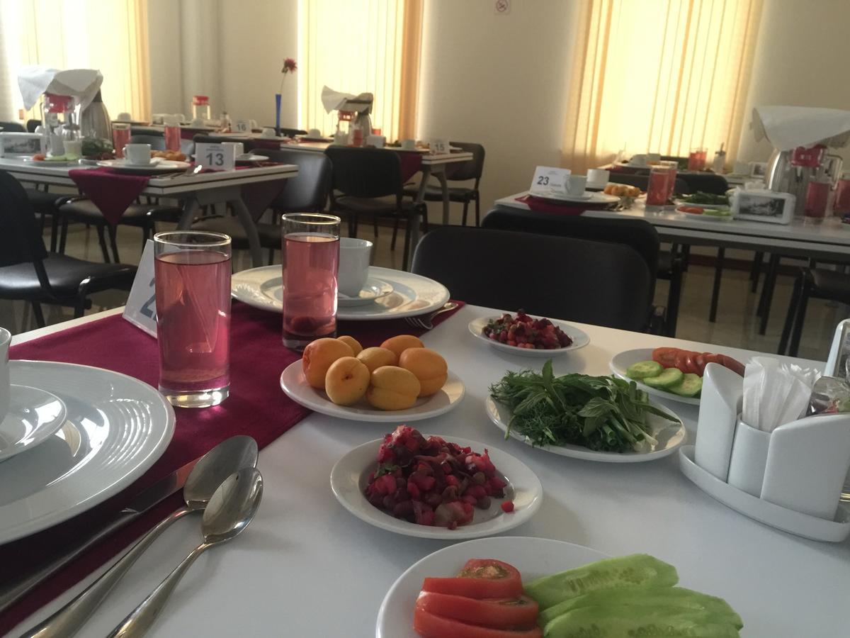 Kapaz Health & Resort Naftalan Нафталан Екстериор снимка